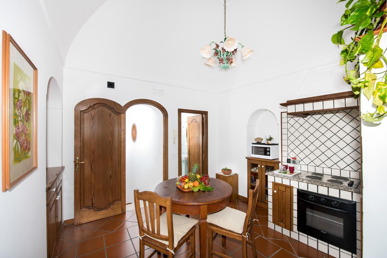 Casa Chiesa Nuova Appartement Positano Buitenkant foto