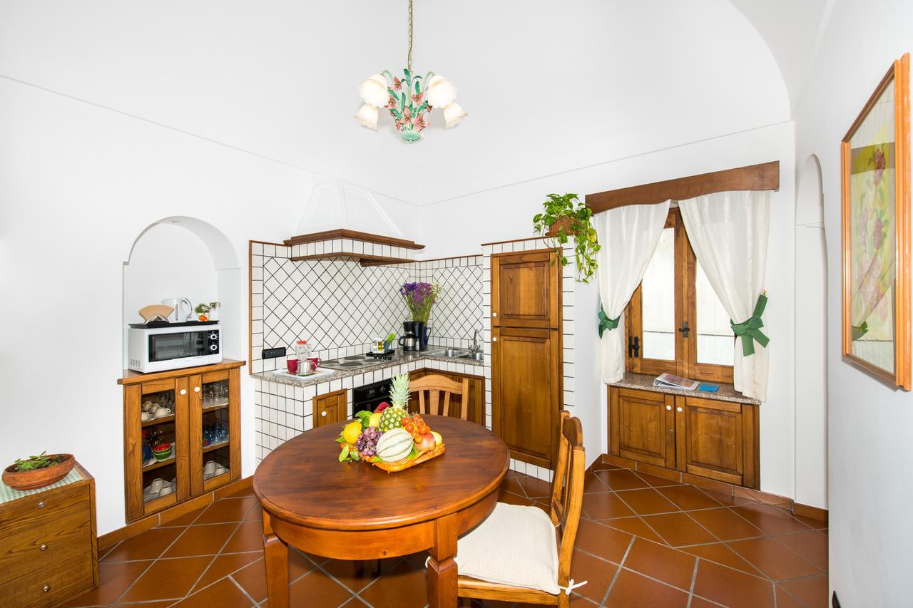 Casa Chiesa Nuova Appartement Positano Buitenkant foto